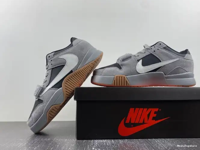 MaikeSneakers X THE TRAVIS CHECK FZ8117-001 CUT JORDAN SCOTT 0508